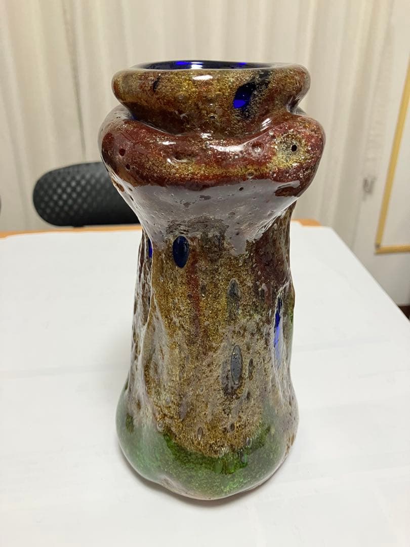 沖縄　琉球ガラス　【故】稲嶺盛吉作　花瓶　宙吹ガラス工房虹　現代の名工