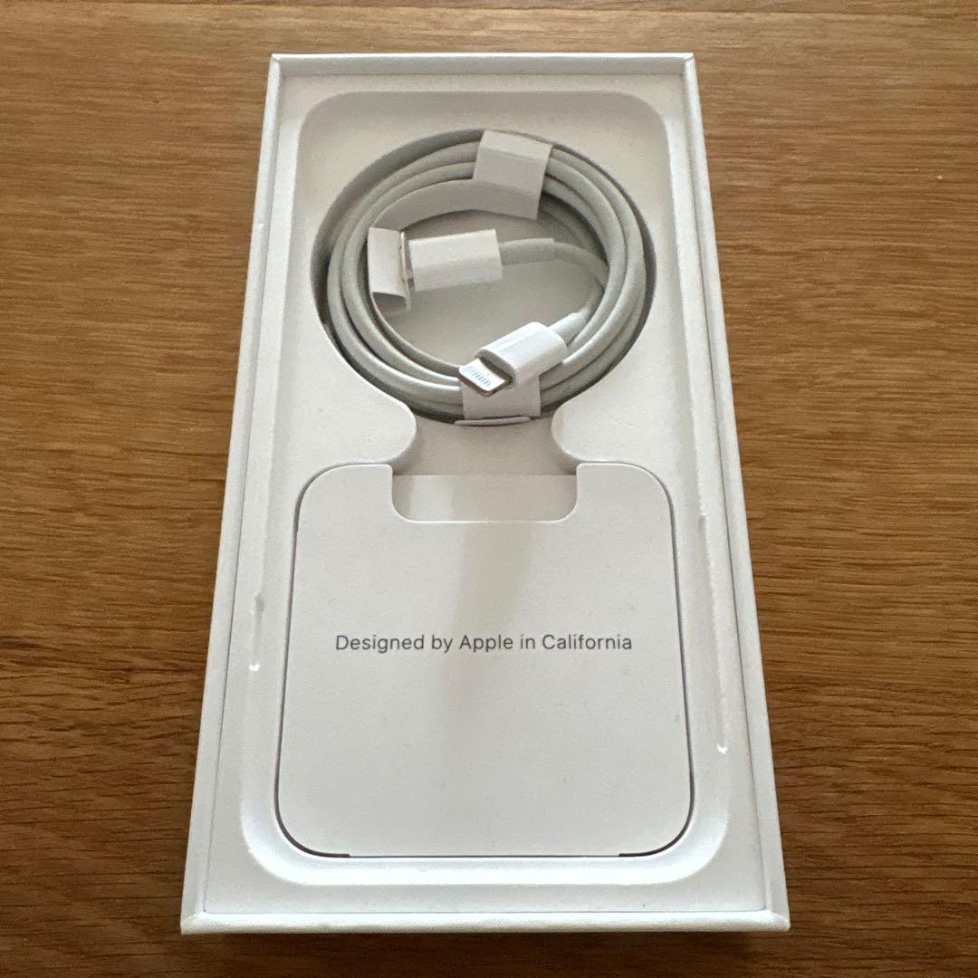 iPhone SE2 128GB美品 バッテリー83%