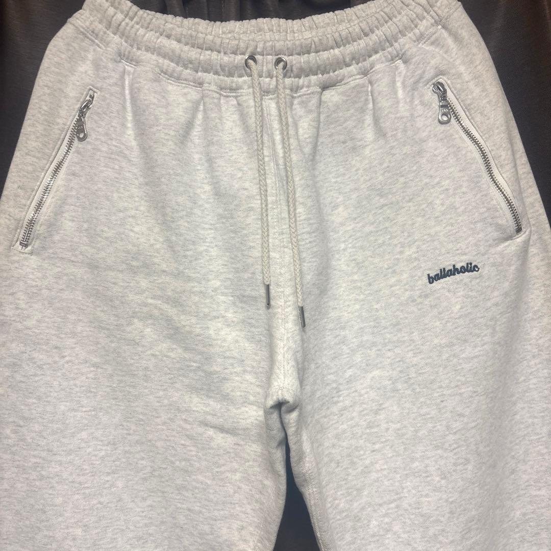 ballaholic ボーラホリックsmall logo sweat pants
