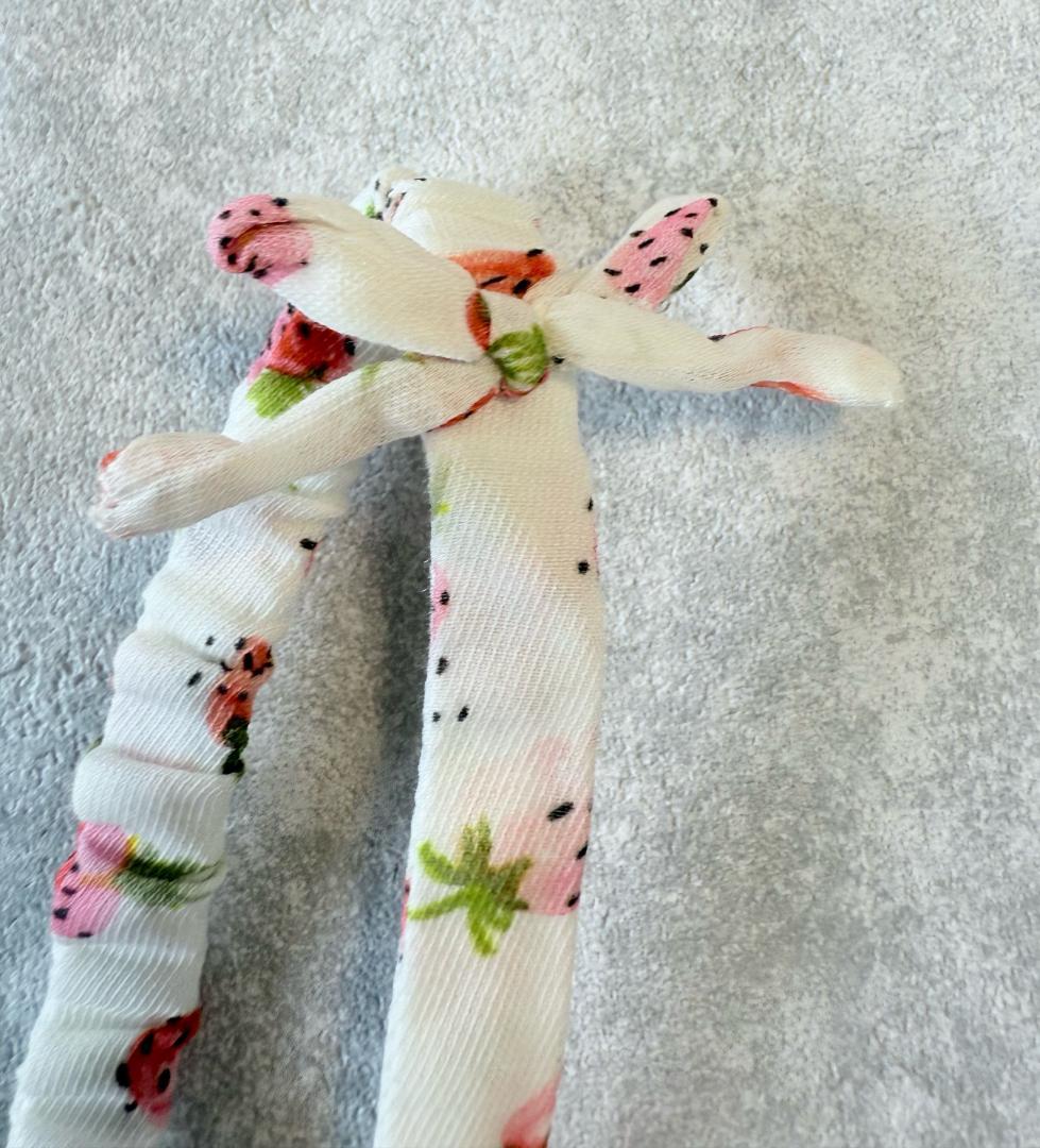 【GUCCI】グッチ ベビー ロンパース いちご柄 9-12M 箱付き