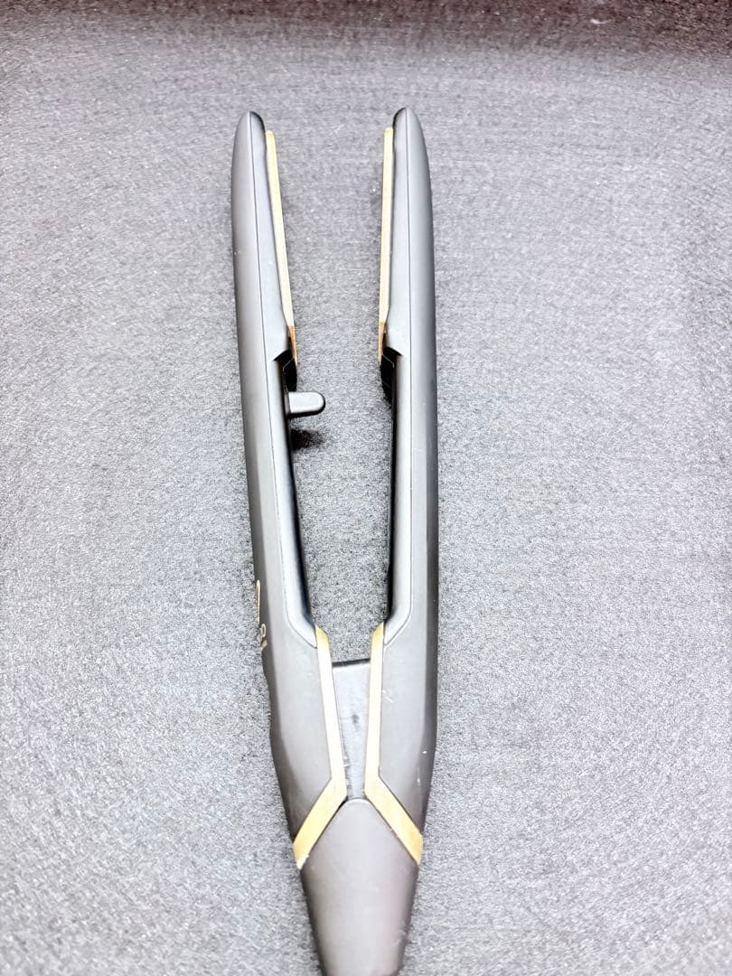 【動作品】KINUJO DS100 ストレートヘアアイロン