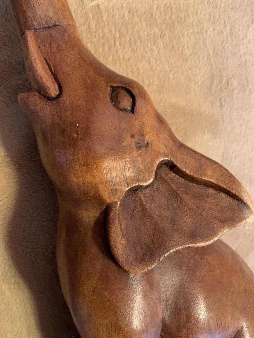 木製 象の彫刻　アジアン雑貨