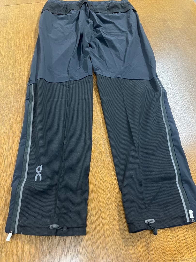 On ランニングパンツ 黒