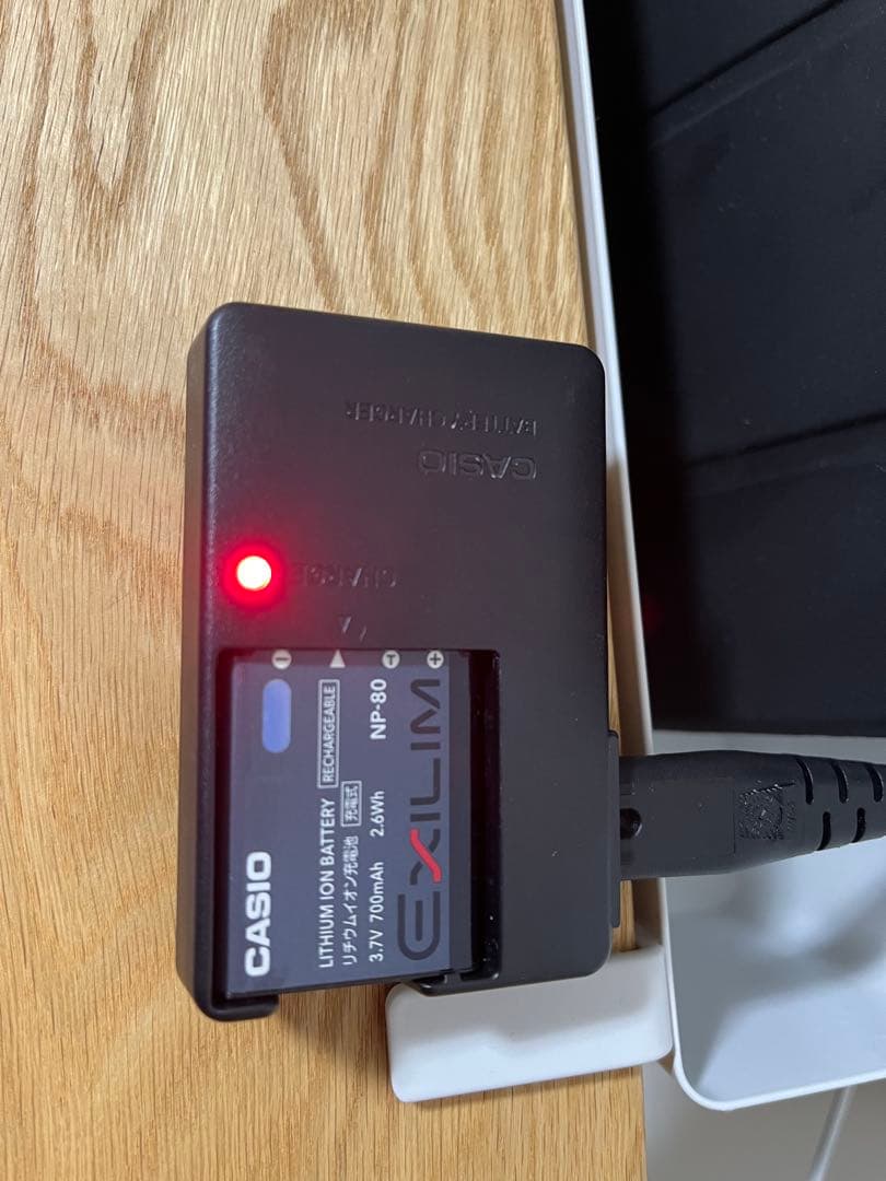 CASIO EX-Z270 コンパクトデジタルカメラ