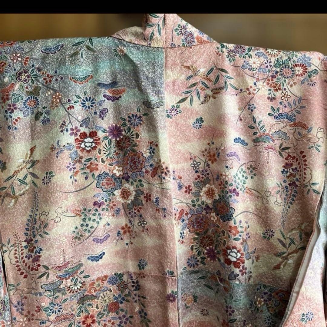 未使用　袷　 着物　小紋 正絹 手縫 しつけ糸付 金彩模様凹凸縮れ高級生地