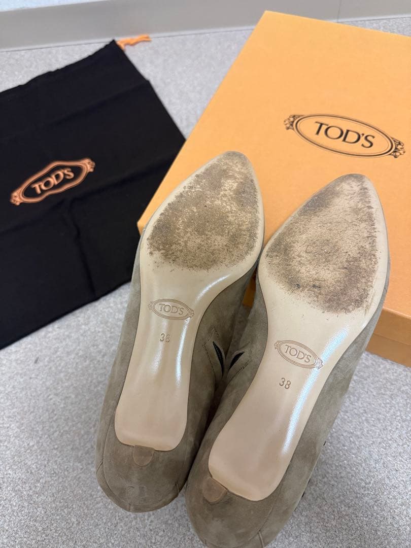 TOD'S スエードブーティ スタッズブーツ ポインテッドトゥシューズ 38