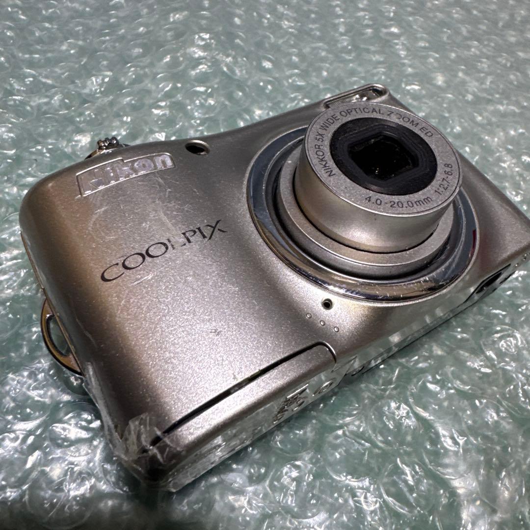 Nikon COOLPIX S3600 デジカメ