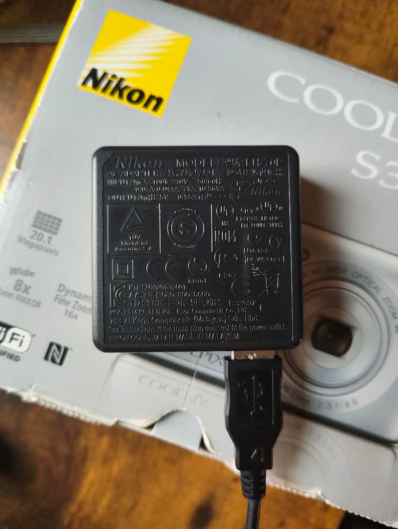 NIKON COOLPIX S3700 バッテリー チャージャー 元箱付き
