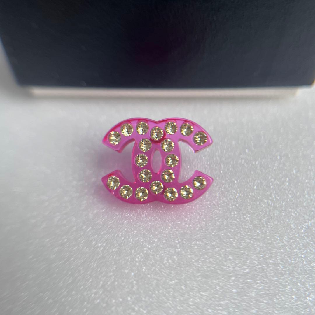 CHANEL クリア ピンク ストーン ピアス BTS テヒョン テテ 着用