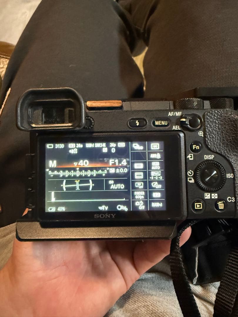 お値下げ中！SONY α6500 ミラーレス一眼 本体+ケージ他