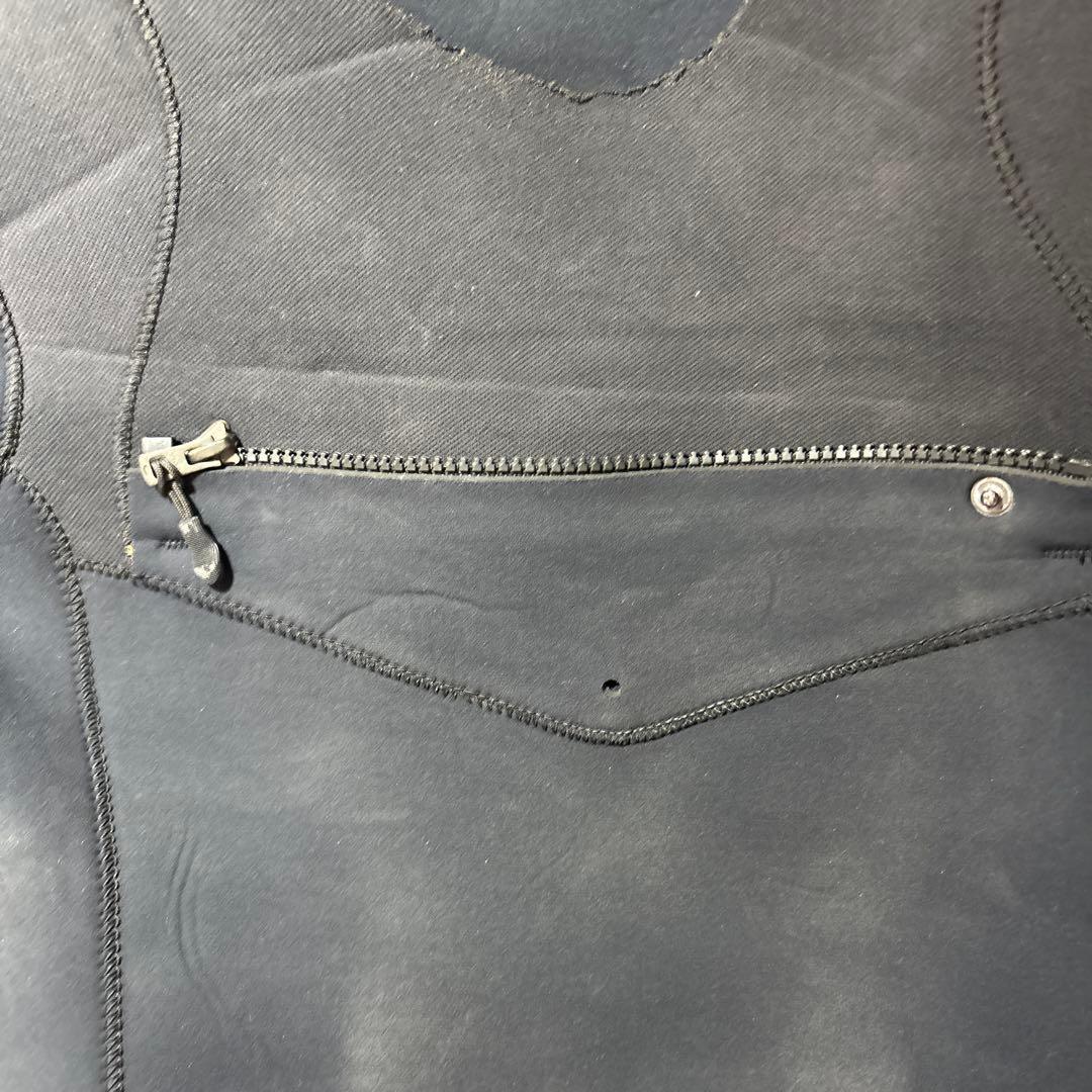 たけ.•*¨*✿ 　billabong ウエットスーツ