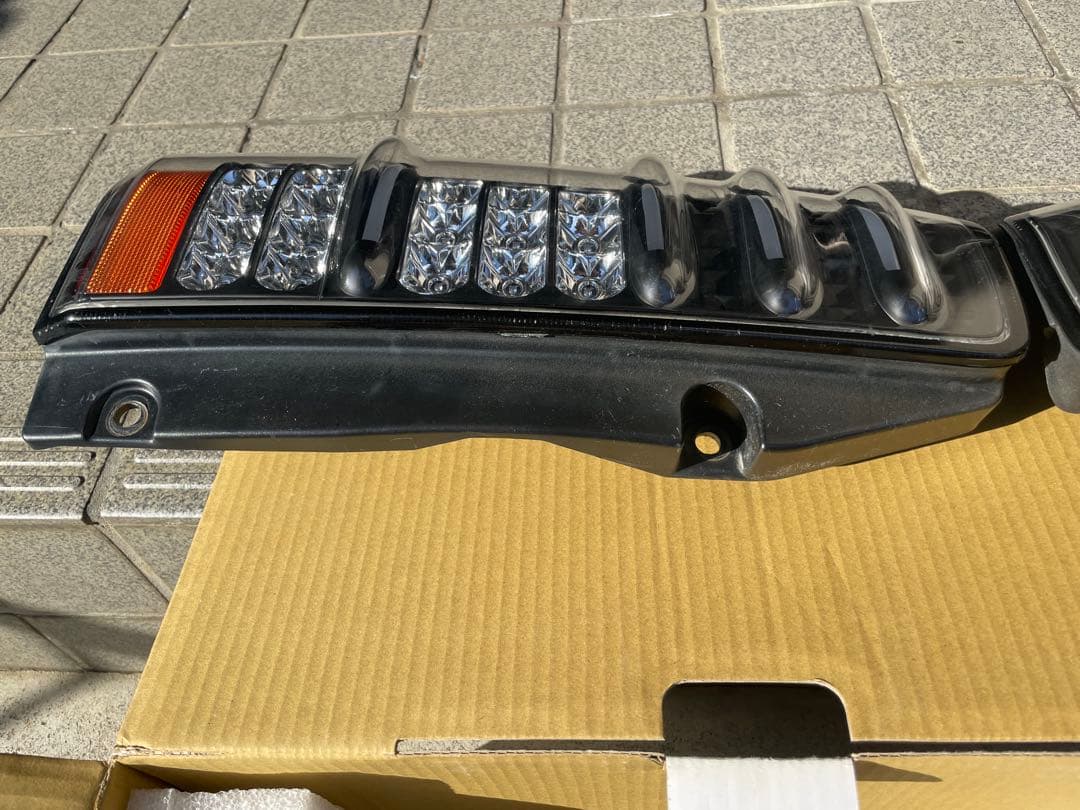 ジムニーjb23LEDテールランプ　エムブロ