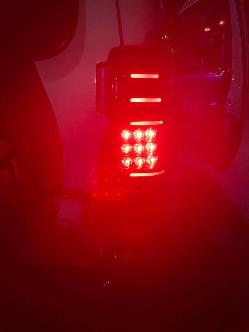 ジムニーjb23LEDテールランプ　エムブロ