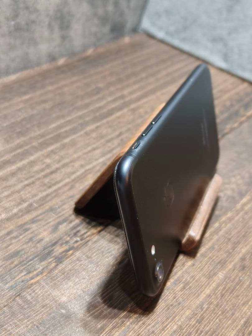 iphone7 128GB SIMロック解除済み スマホ