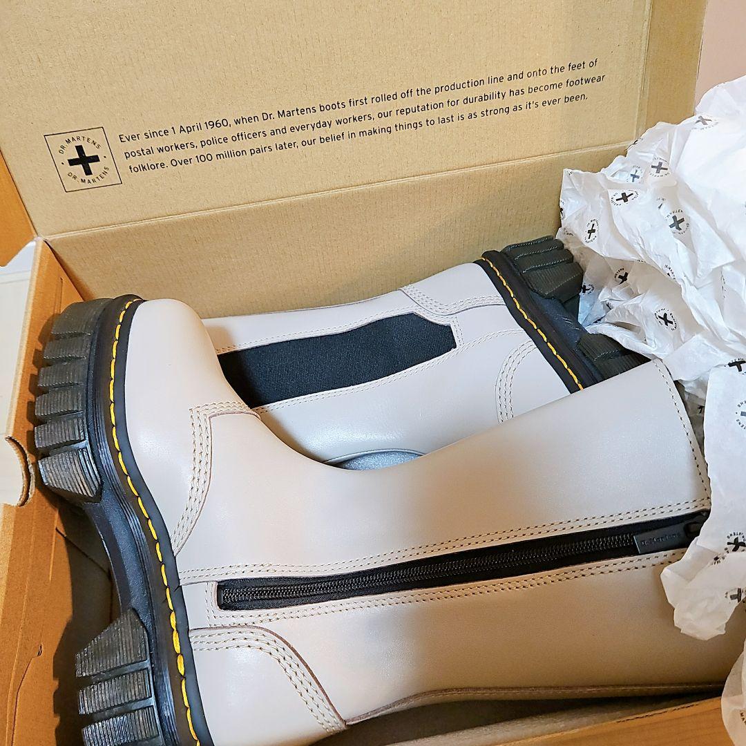 【新品タグ付】【Dr.Martens】Audrick Chelsea Tal　M