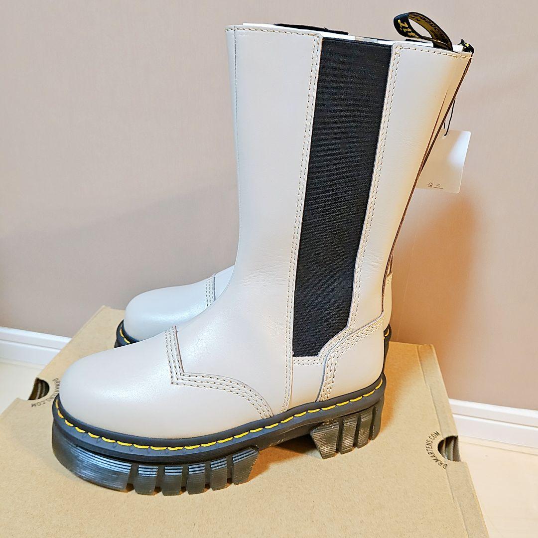 【新品タグ付】【Dr.Martens】Audrick Chelsea Tal　M