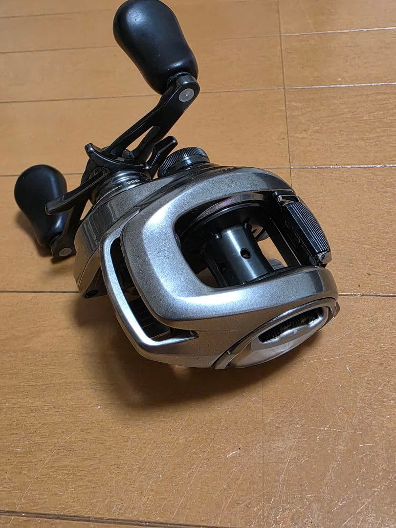 シマノ　18バンタムMGL　HG　右ハンドル