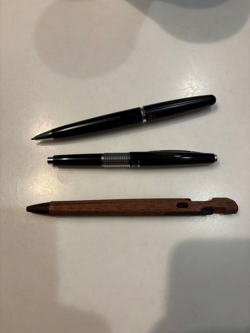 シャーペン11本、多機能ペン3本、芯ケース2つ、筆箱3つ、まとめ売り