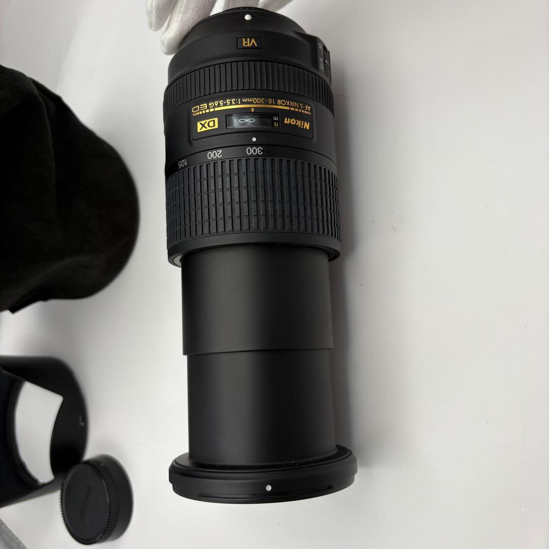 Nikon AF-S DX NIKKOR 18-300mm VR レンズ