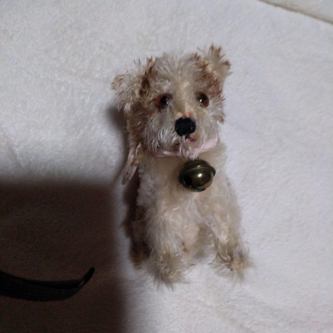 ビンテージシュタイフ・モリー犬のぬいぐるみ ベル付き
