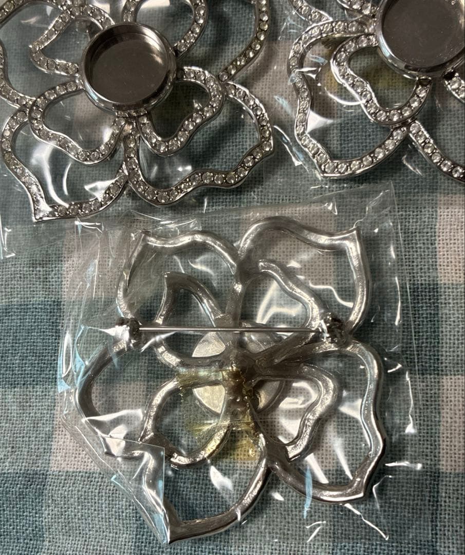 アクセサリーパーツ