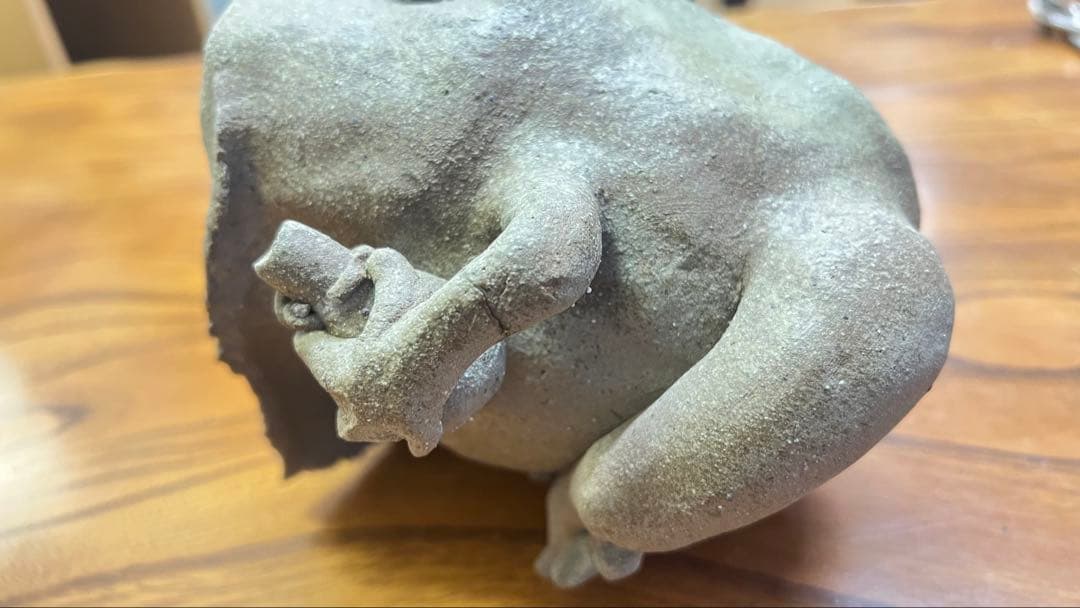 村長カエルの置き香炉　カエルの陶器