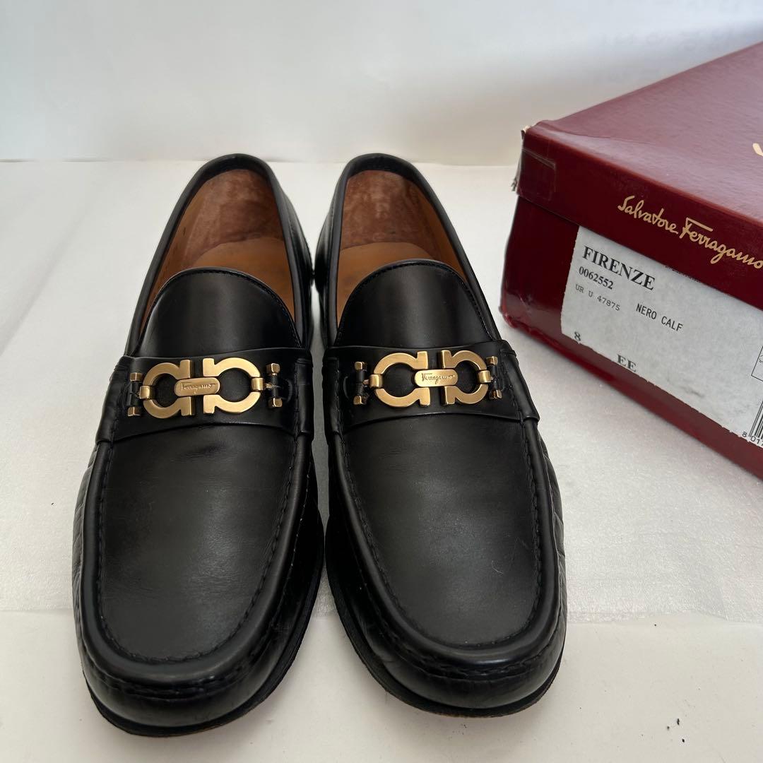 Salvatore Ferragamo 黒 ローファー 8EE