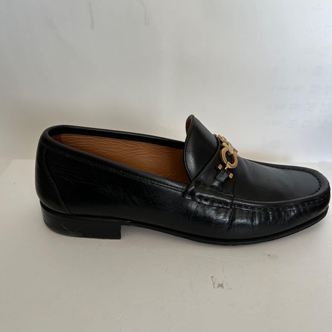Salvatore Ferragamo 黒 ローファー 8EE