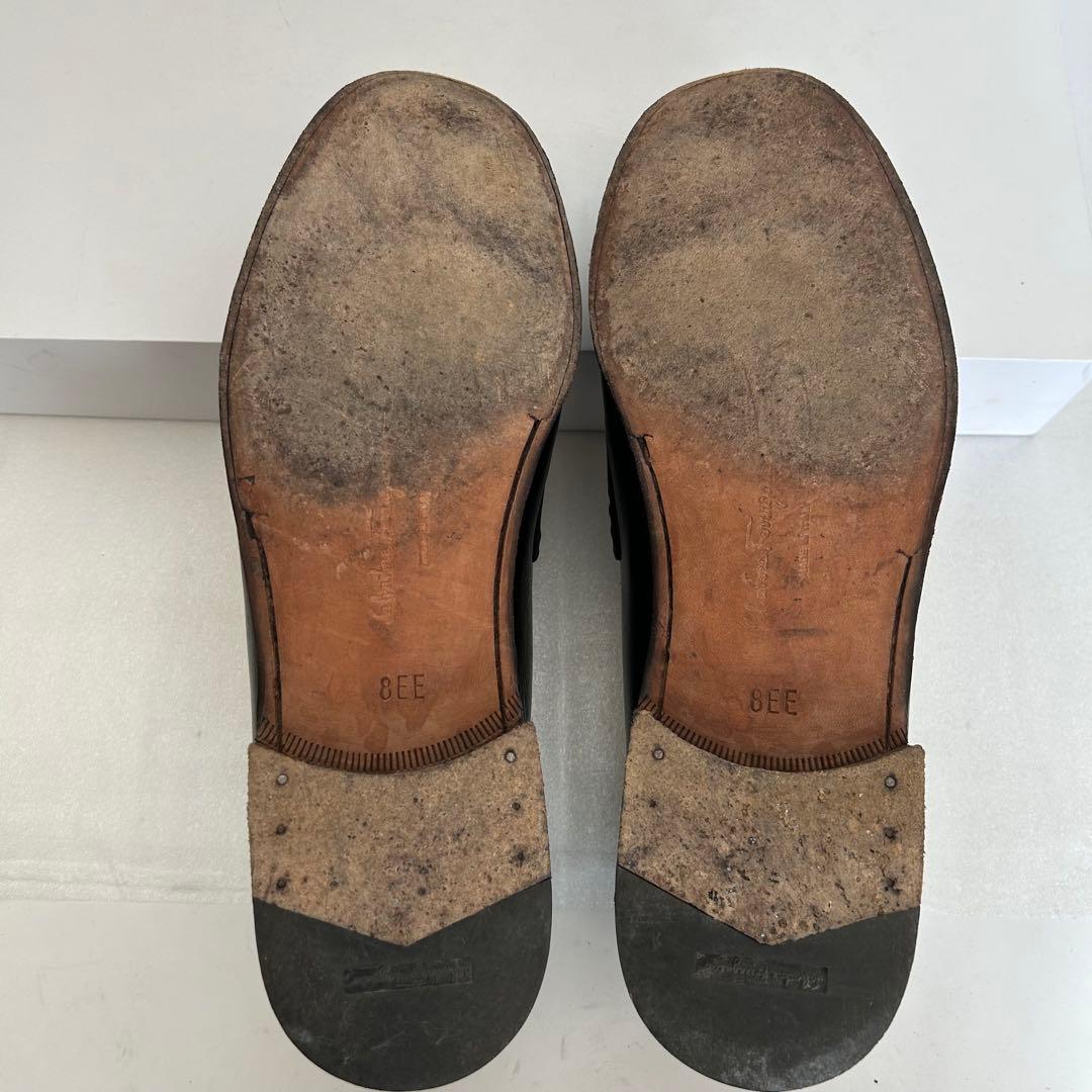 Salvatore Ferragamo 黒 ローファー 8EE