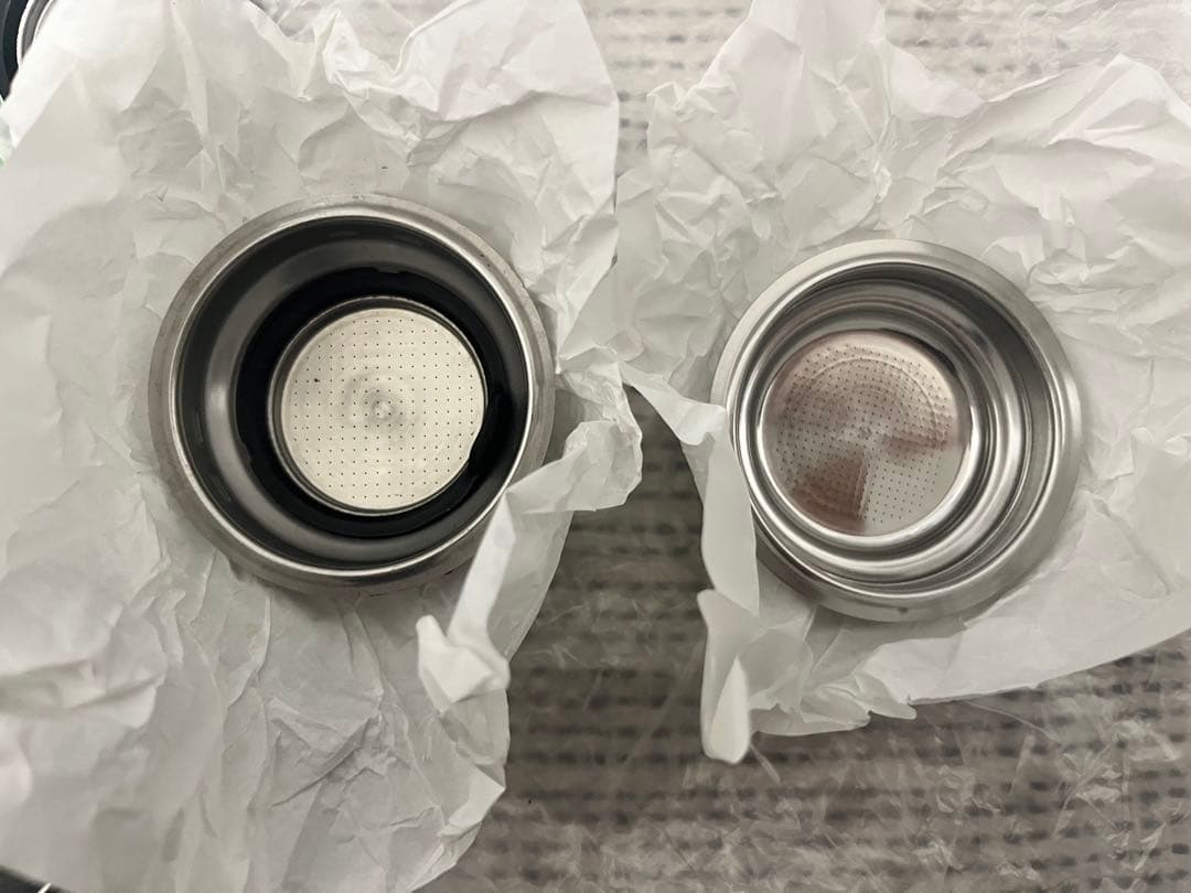 De'Longhiエスプレッソメーカー デディカアルテ