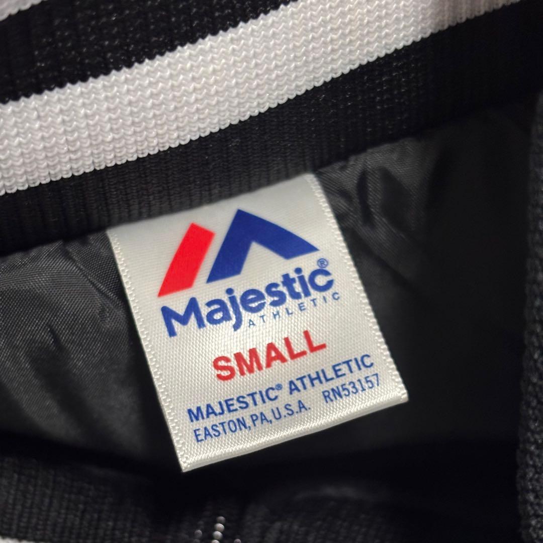 福岡ソフトバンクホークス Majestic ブラック ナイロンジャケット 中綿