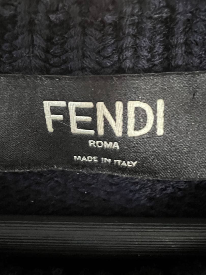 FENDI ネイビー ニットセーター
