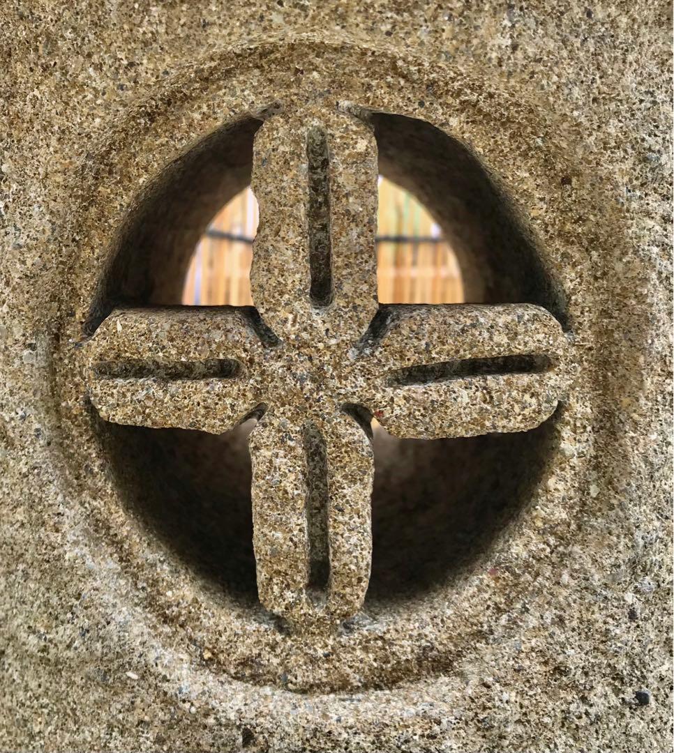 【天然自然石・茶庭石灯篭・坪庭箱庭灯篭・日本庭園９kg】庭石オブジェ置物苔玉植栽