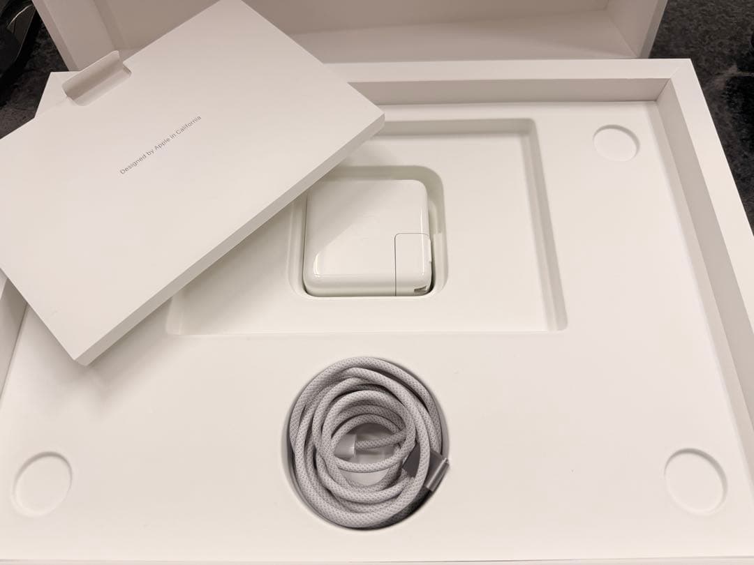 MacBookPro M3 14in 8GB 512 bat100% 充3回超美