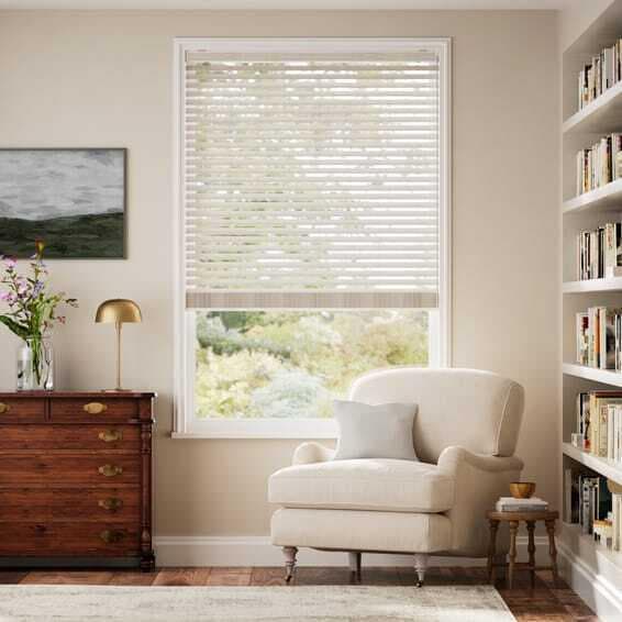 未使用 ウッドブラインド　シャビーホワイト　136.5×122