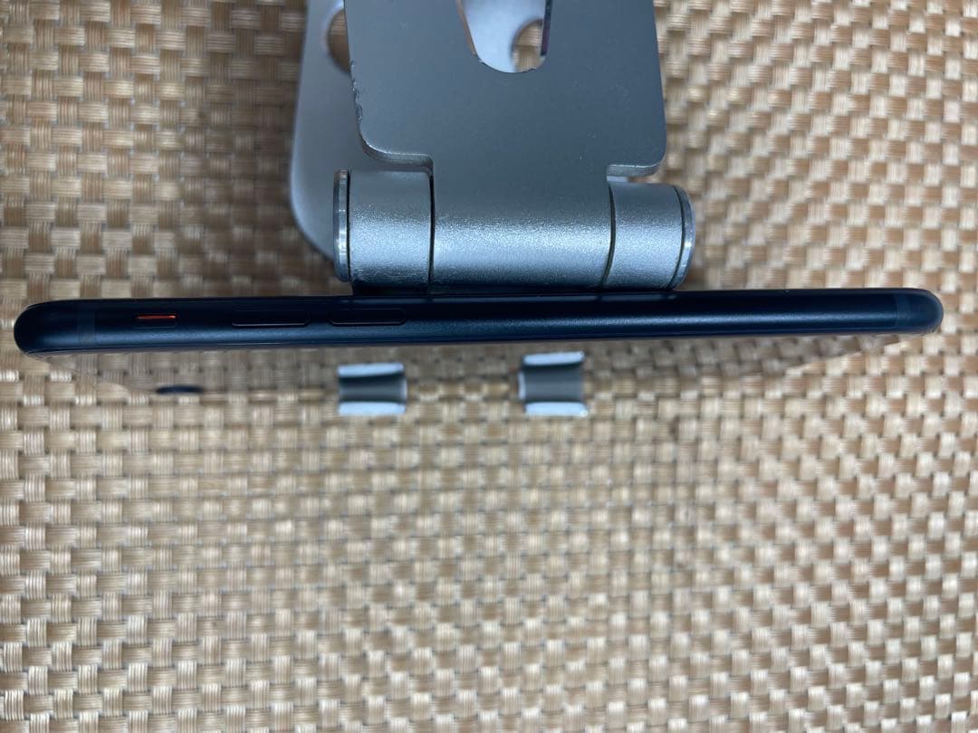 iPhone SE 第3世代 64 GB ミッドナイトSIMフリー【0243】