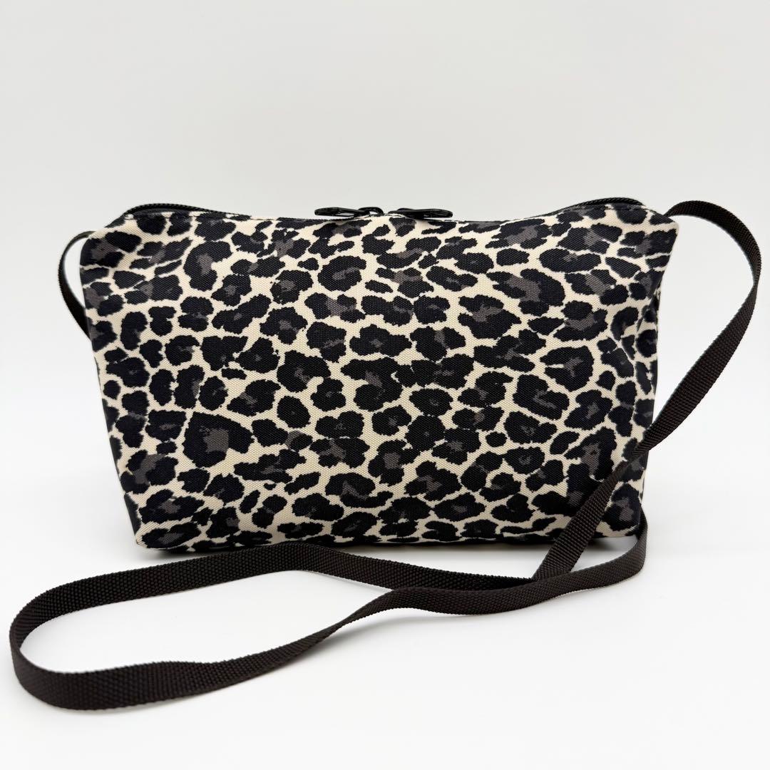 エルベシャプリエ 2884F ナイロンスクエアショルダーバッグ パンサーブラン