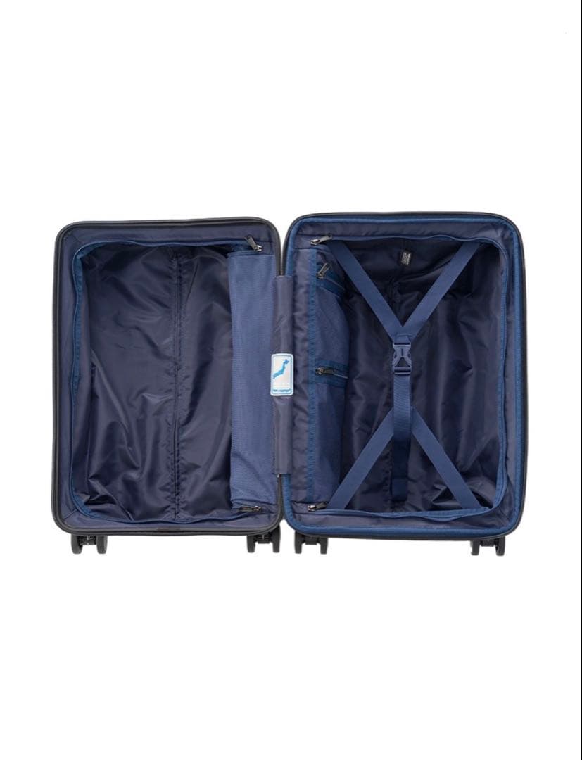 シュヴァルツ！ アジアラゲージ SolidKnight キャリーケース