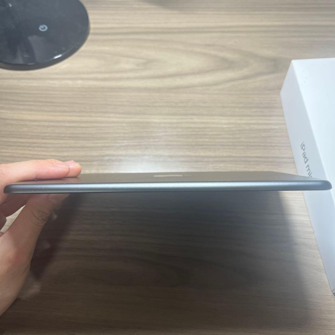 ipad mini 5 64GB Wi-Fiモデル　スペースグレー