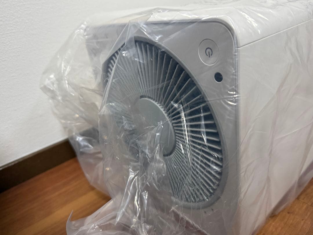 【未使用品】BALMUDA The Pure空気清浄機 A01A-WH ホワイト