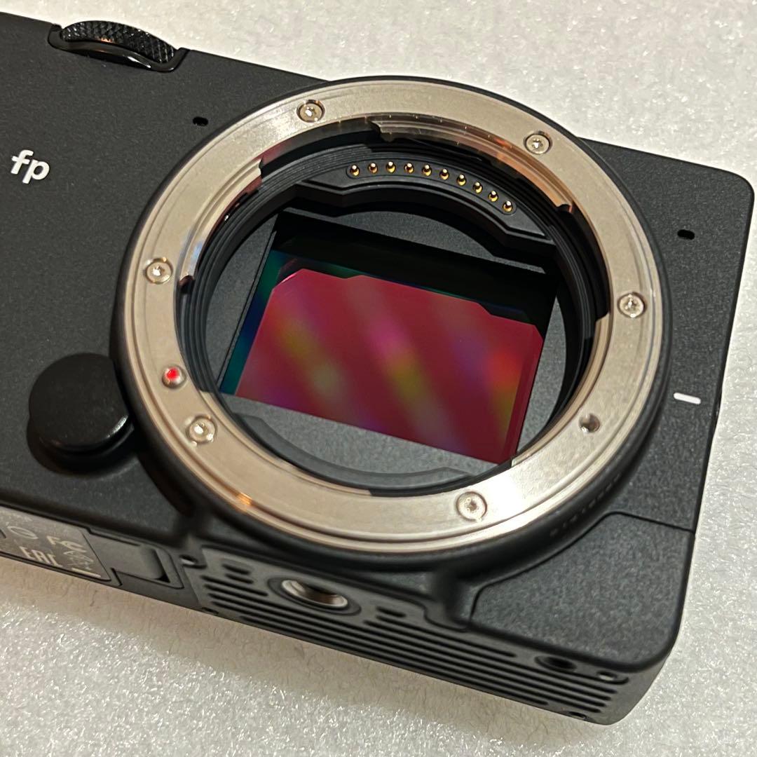 SIGMA fp 45mm F2.8 DG DN KIT フィルター付き