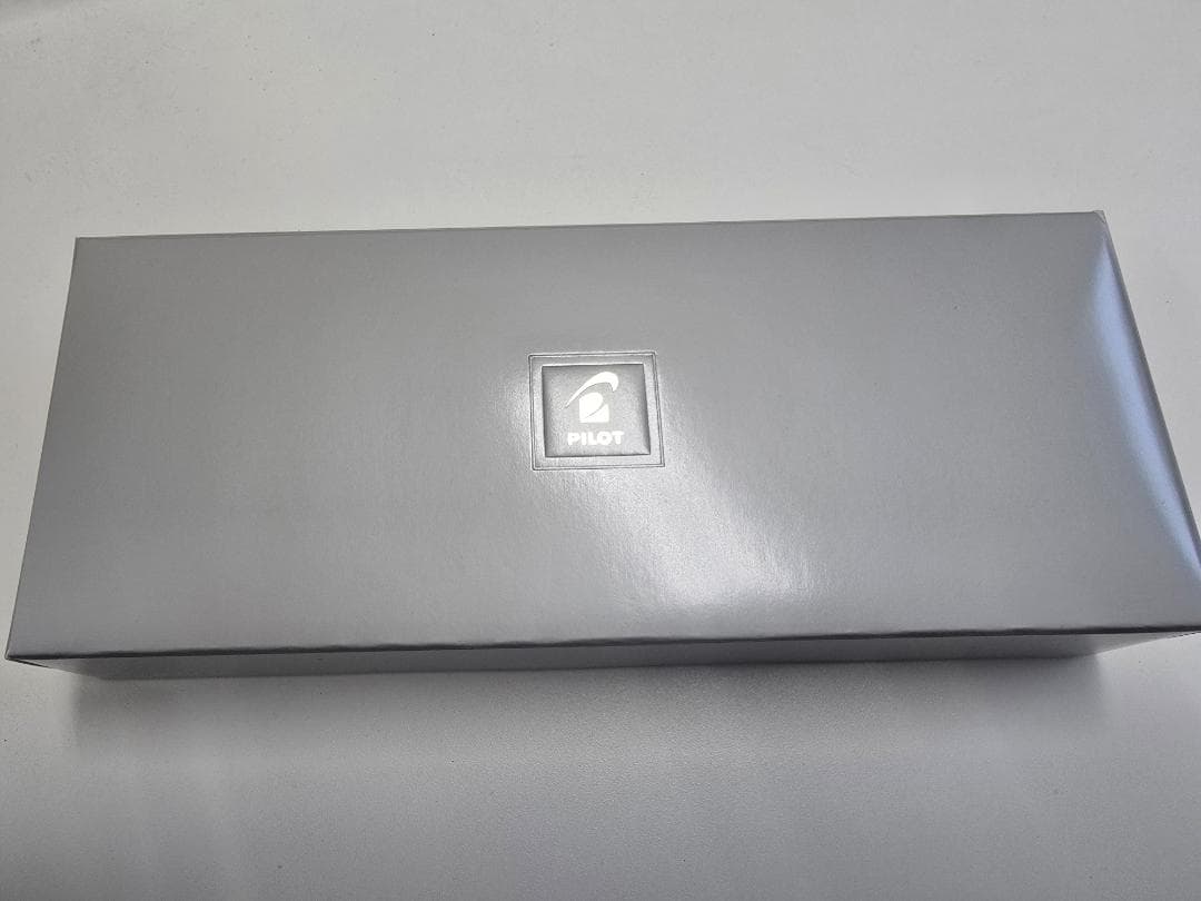 新品 パイロット カスタム743 万年筆 ブラック FKK-3000R-B 中細