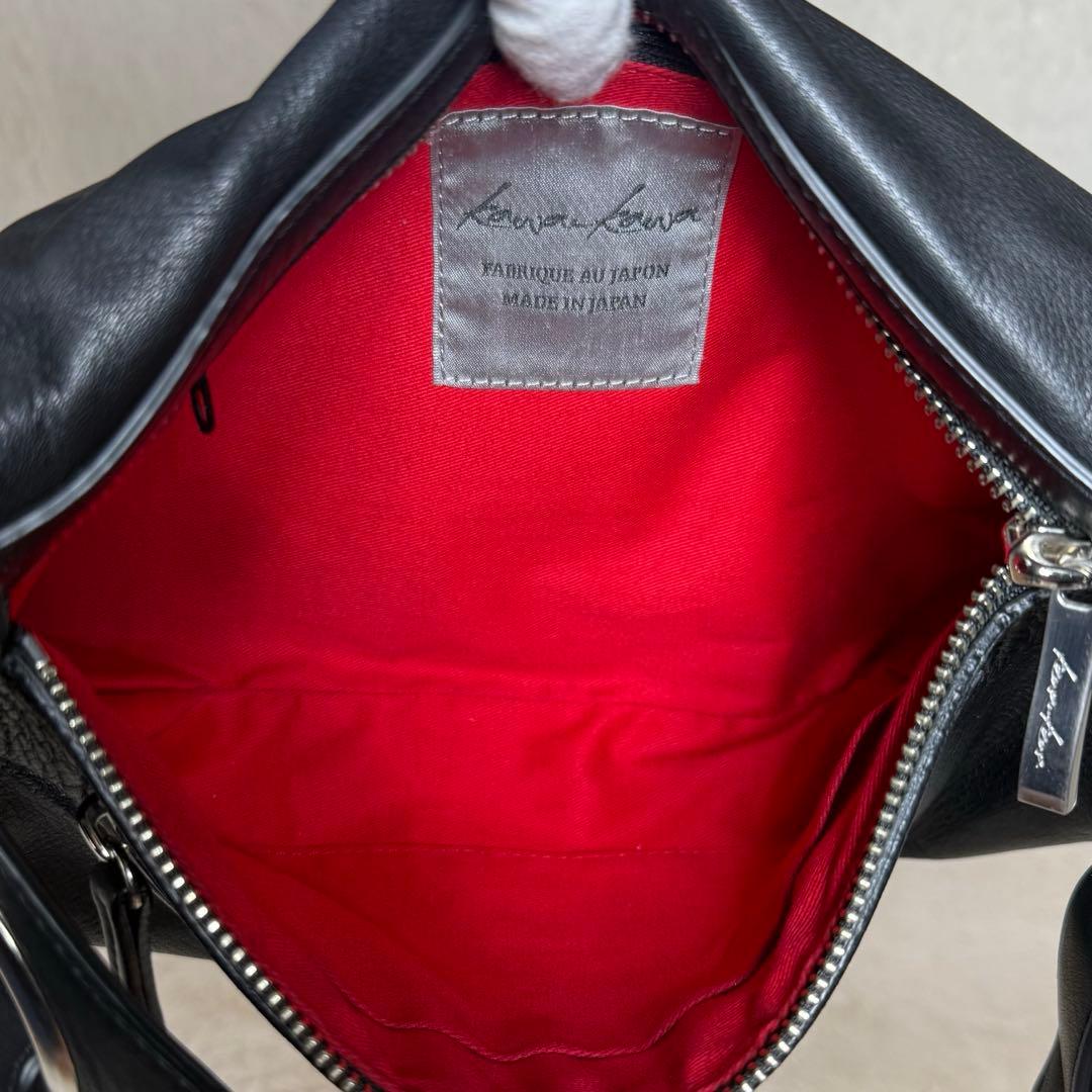 極美 カワカワ kawa-kawa レザー ボディバッグ 斜めがけ 肩掛け 金具