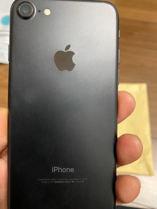 iPhone7 128G SIMフリー