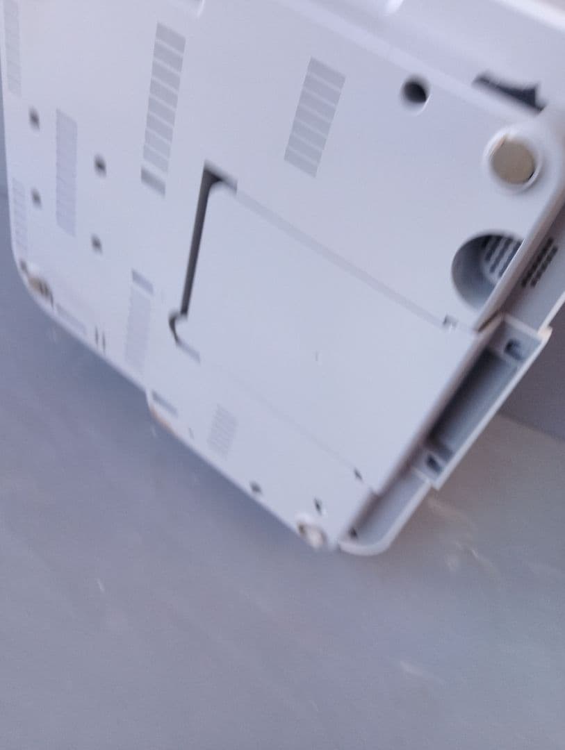 サキナ sagina ビジュー 美顔器 ホワイト(あ14)