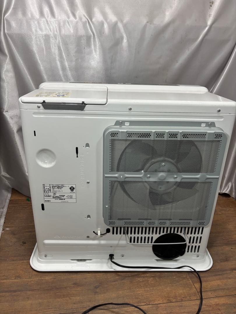 菅202 ハイパワー　コロナファンヒーター　〜24畳