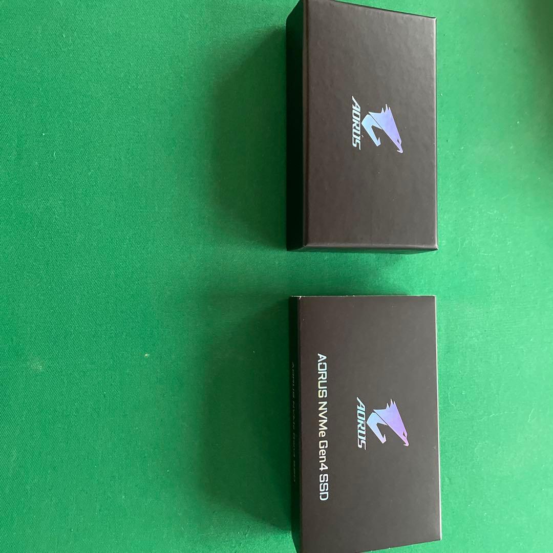 AORUS NVMe Gen4 512GB 未使用品