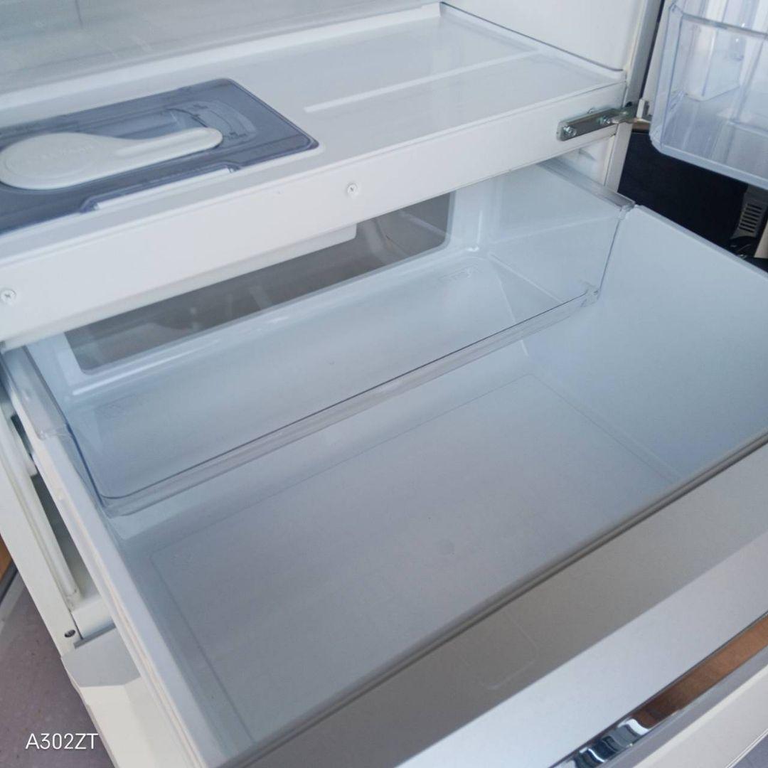 D086 送料設置無料 三菱　自動製氷機能付き　大型冷蔵庫　335L