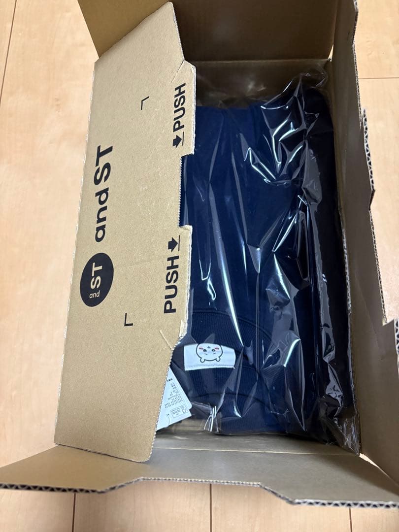 うさぎスウェット上下【新品未開封】　ちいかわ×ローリーズファーム　初コラボ‼️