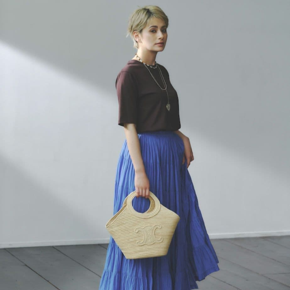 美品【セリーヌ】2025年春夏　ブレーテッド　パニエ 　ラフィア　かごバッグ